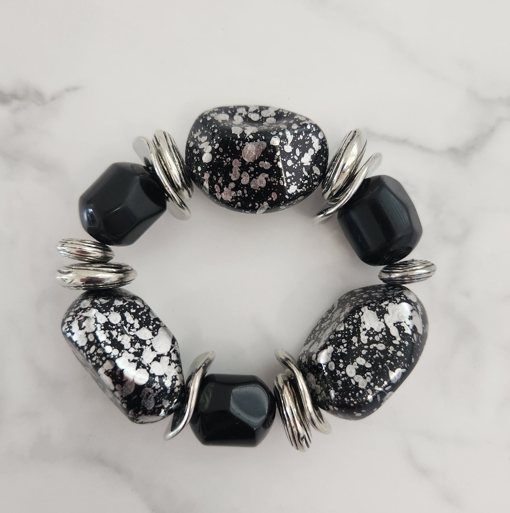 Boho Chunky Black Stones and Silver Bracelet - Picture 6 of 7
